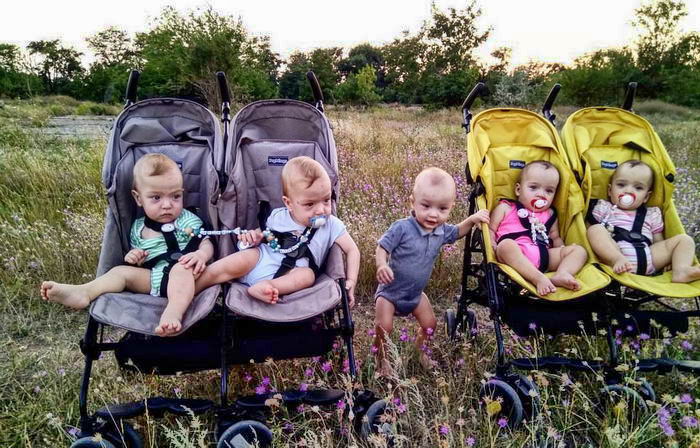 Одеським пятерняшкам вже майже 4 роки. Як зараз виглядають малюки та їх старша сестра