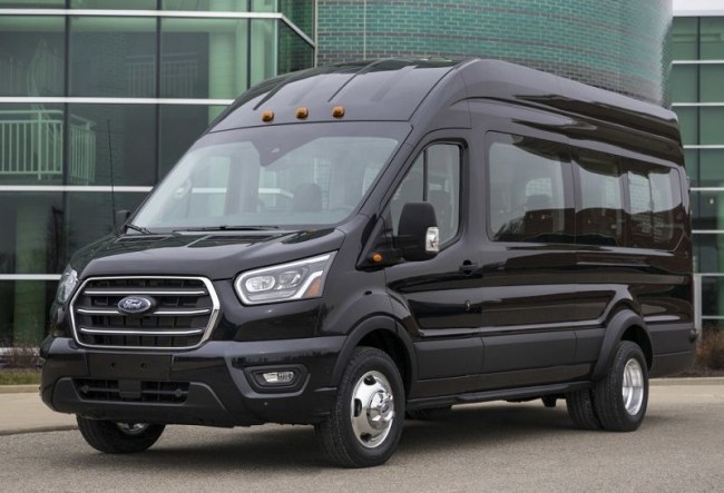 39251 Ford Transit: фургон на всі випадки життя. Ford Transit Kombi