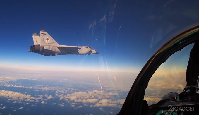 44402 Представлено видео учебного боя МиГ-31 в стратосфере (видео)