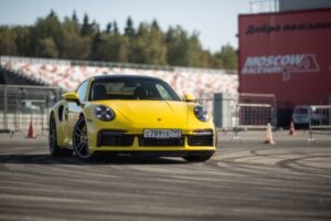 45440 Porsche 911 Turbo S: почему нет смысла покупать его для «понтов». Porsche 911 Turbo (992)