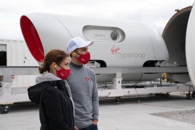 45729 Virgin Hyperloop протестировал капсулу Hyperloop с пассажирами (4 фото + видео)