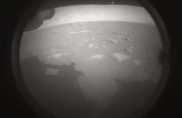 Первый снимок Perseverance с Марса