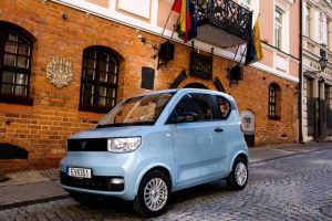 54545 В Европе началась продажа самого дешевого электромобиля Freze Nikrob по цене 10 тыс евро