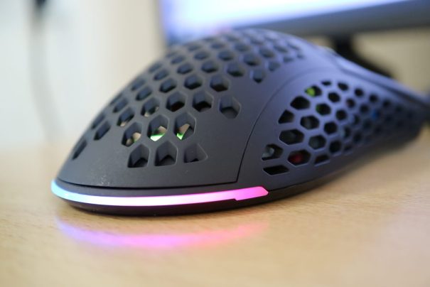 2E Gaming HyperSpeed Lite - игровая мышь с RGB-подсветкой