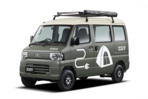 60453 Mitsubishi показал электромобили для загородных поездок (3 фото)