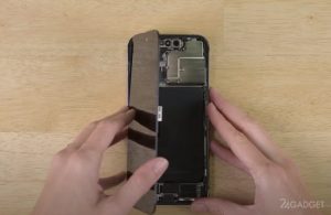 61406 В iFixit разобрали iPhone 14 без сим-карты и обнаружили место под сим-карты (2 фото + видео)
